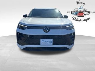 New 2025 Volkswagen Tiguan SE R-Line video 2