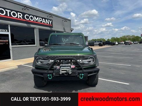 Used 2024 Ford Bronco Badlands image 14