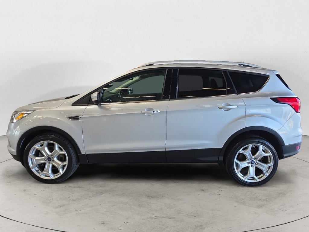 Used 2019 Ford Escape Titanium w/ U9j03 - Titanium Tow Package AWD/4WD image 12