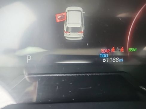 Used 2020 Toyota RAV4 Limited AWD/4WD image 2