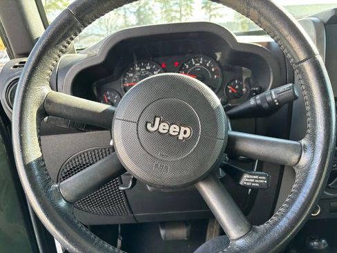 Used 2008 Jeep Wrangler Unlimited X image 18