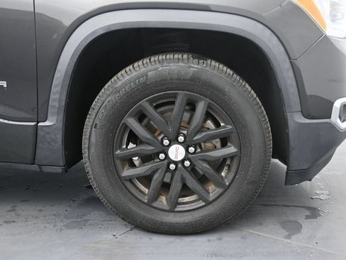 Used 2018 GMC Acadia SLT FWD image 8