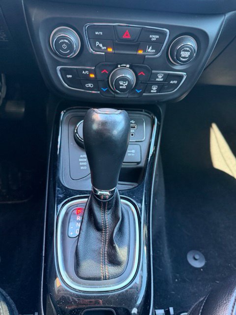 Used 2017 Jeep Compass Limited AWD/4WD image 24