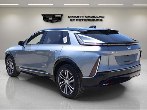 New 2026 Cadillac Lyriq Luxury image 3