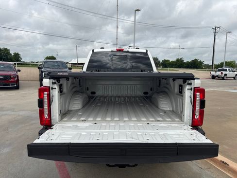 Used 2025 Ford F250 King Ranch AWD/4WD image 11