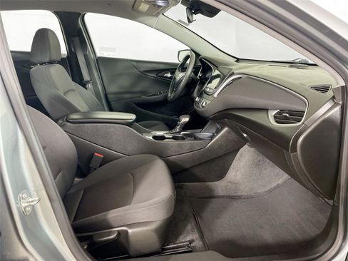 Used 2024 Chevrolet Malibu LT image 26