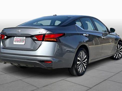 Certified 2024 Nissan Altima 2.5 SV image 13
