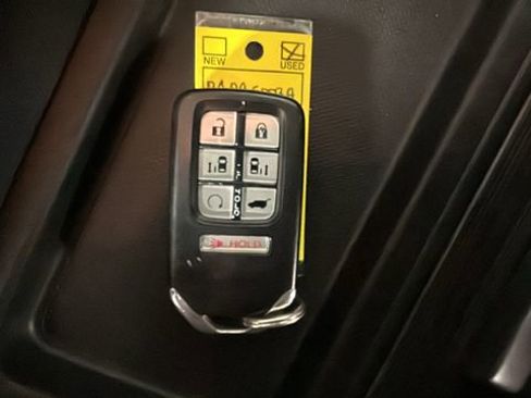Used 2018 Honda Odyssey EX-L image 21