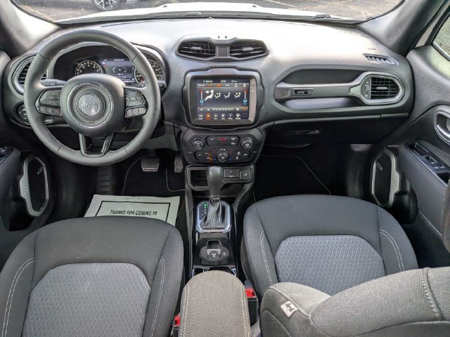 Used 2021 Jeep Renegade Latitude w/ Sun & Sound Group FWD image 15