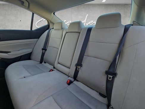 Used 2024 Nissan Altima 2.5 SV image 22