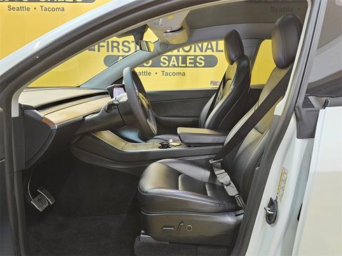 Used 2021 Tesla Model Y Long Range image 20