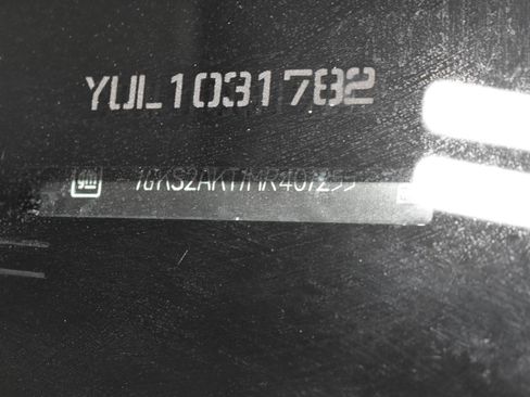 Used 2021 GMC Yukon SLE image 37