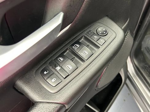 Used 2023 RAM 1500 Big Horn RWD image 14