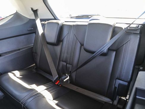 Used 2018 Volkswagen Atlas SE image 19