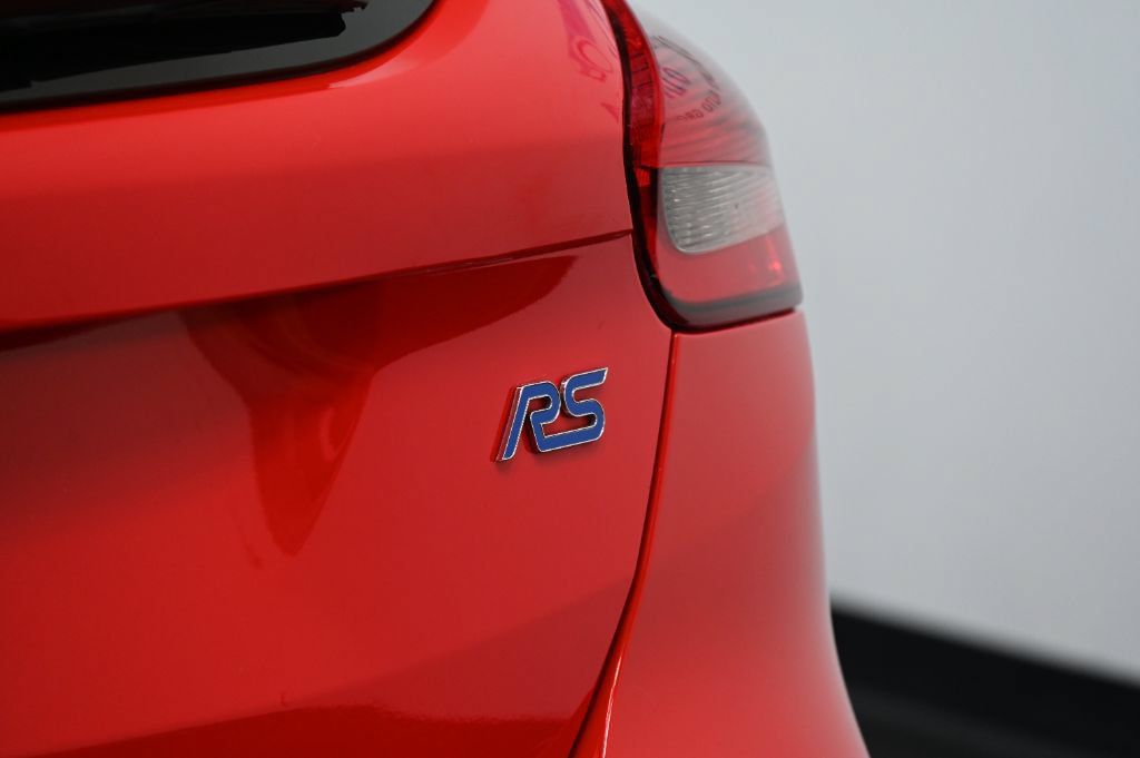 Used 2018 Ford Focus RS AWD/4WD image 18