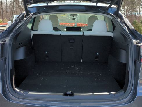 Used 2021 Tesla Model Y 2WD image 31