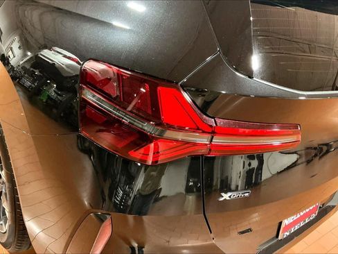 Used 2025 BMW X3 xDrive30i w/ Premium Package image 32