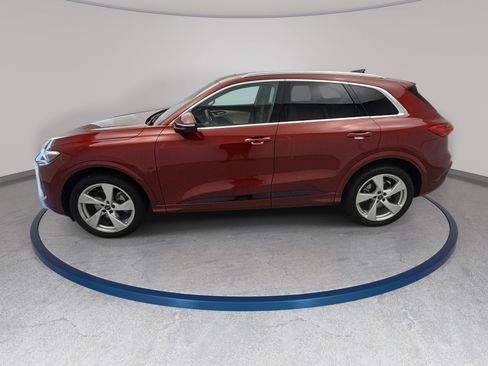 Used 2025 Audi Q5 Prestige AWD/4WD image 8