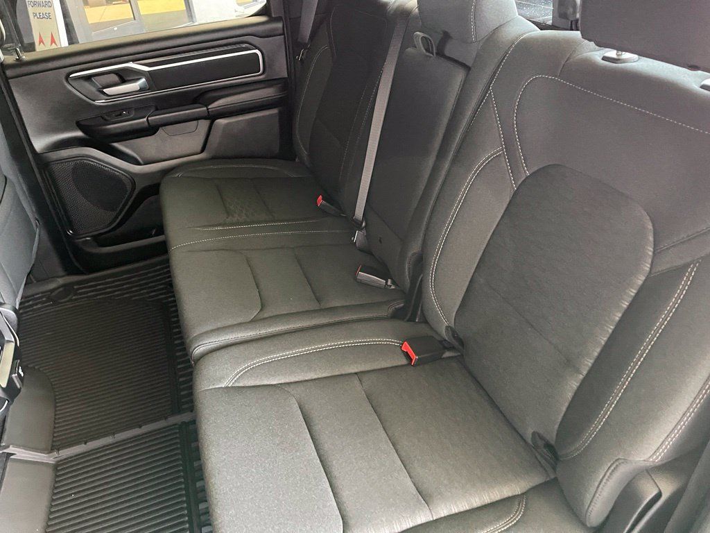 New 2026 RAM 1500 Big Horn AWD/4WD image 10
