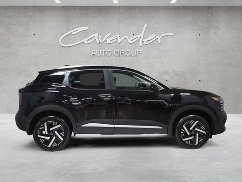 New 2026 Nissan Kicks SV image 17