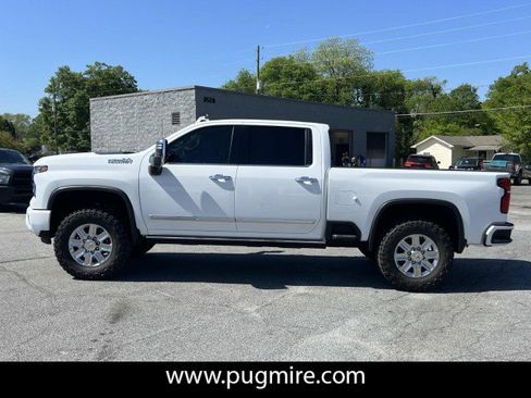 Used 2025 Chevrolet Silverado 2500 High Country w/ High Country Premium Package image 4