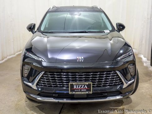 New 2025 Buick Envision Avenir image 4