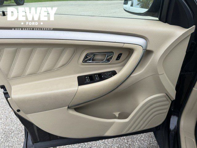 Used 2018 Ford Taurus SE FWD image 10