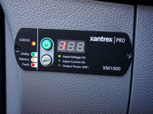 Used 2014 Mercedes-Benz Sprinter 2500 image 64