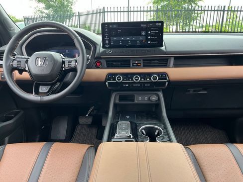 Certified 2026 Honda Passport TrailSport Elite image 17
