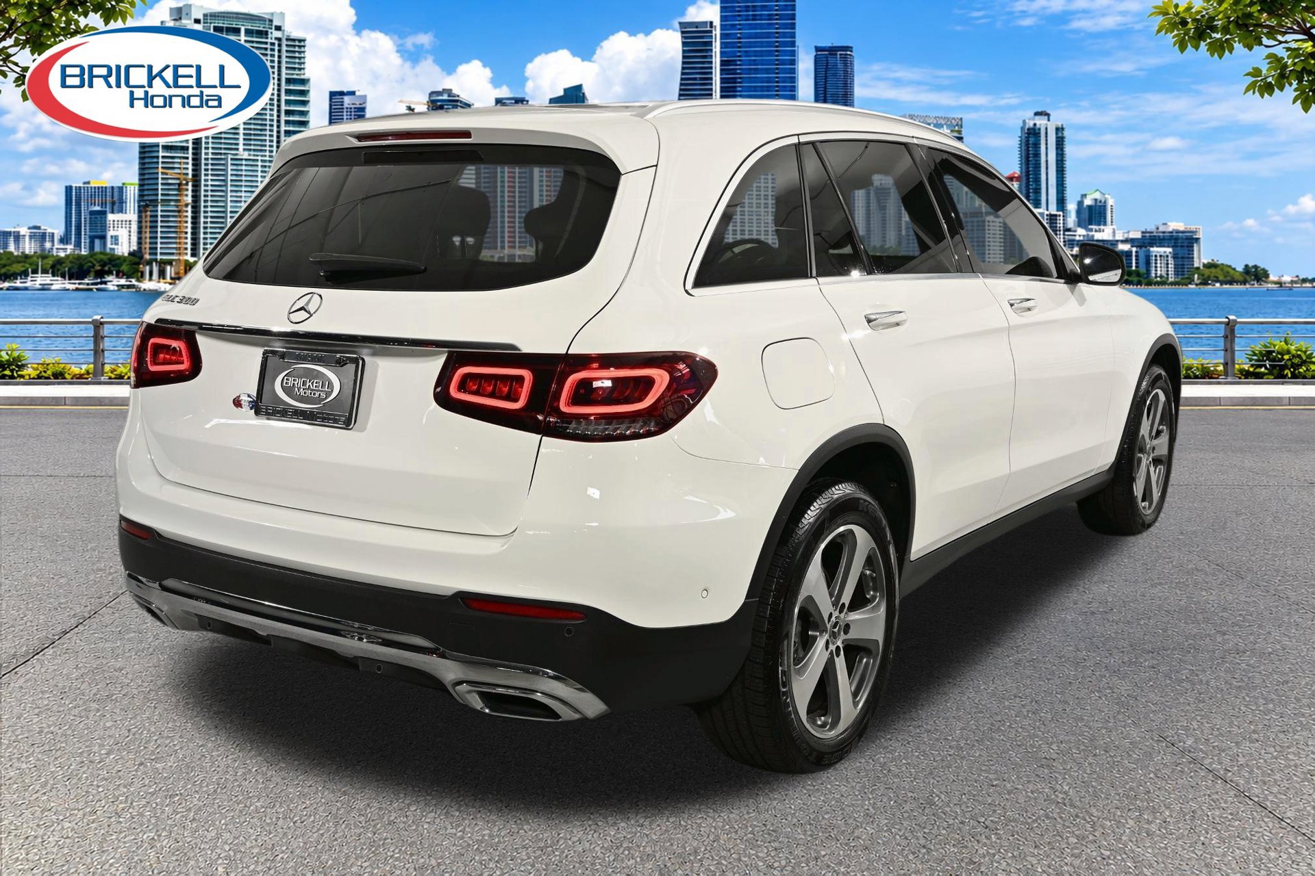 Used 2022 Mercedes-Benz GLC 300 image 6