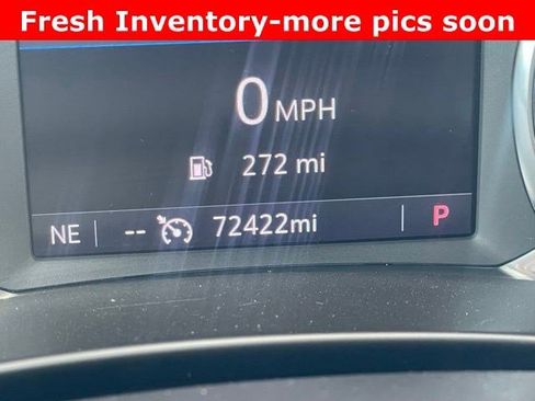 Used 2023 GMC Terrain AT4 image 7