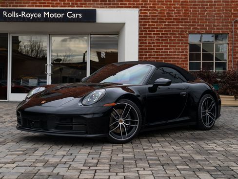 Used 2025 Porsche 911 Carrera image 5