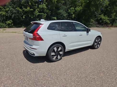 Used 2025 Volvo XC60 T8 Plus w/ Protection Package Premier AWD/4WD image 13
