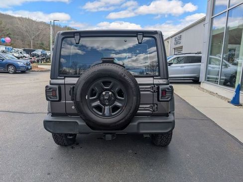 Used 2021 Jeep Wrangler Unlimited Sport AWD/4WD image 4