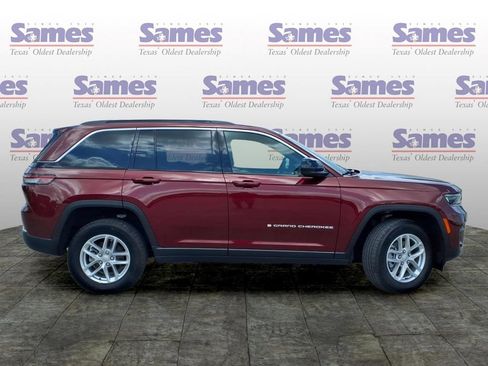 New 2026 Jeep Grand Cherokee Laredo RWD image 4