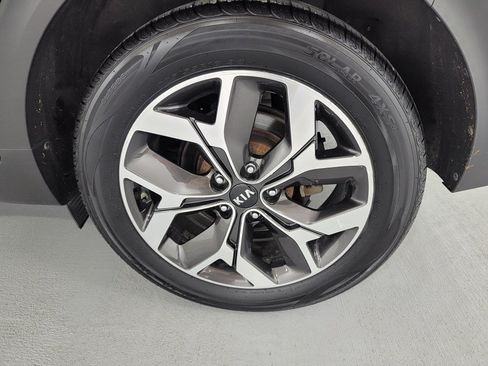 Used 2021 Kia Sportage EX FWD image 11