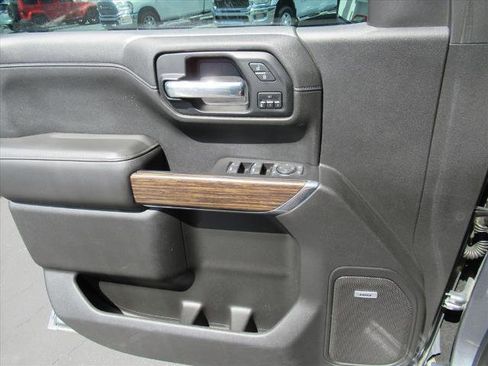 Used 2019 Chevrolet Silverado 1500 High Country w/ Technology Package image 20