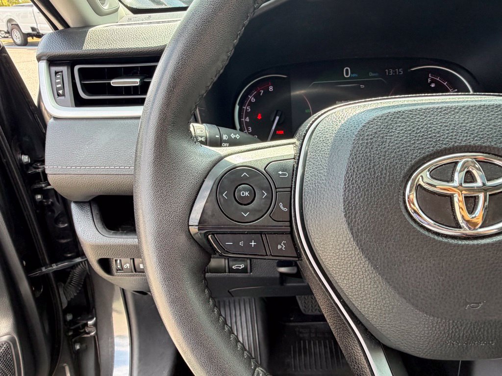 Used 2023 Toyota RAV4 XLE Premium FWD image 24