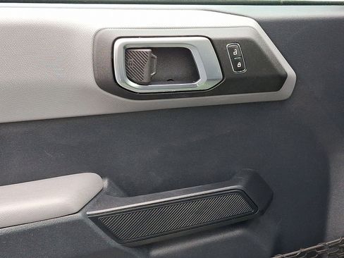 Used 2023 Ford Bronco Big Bend image 13