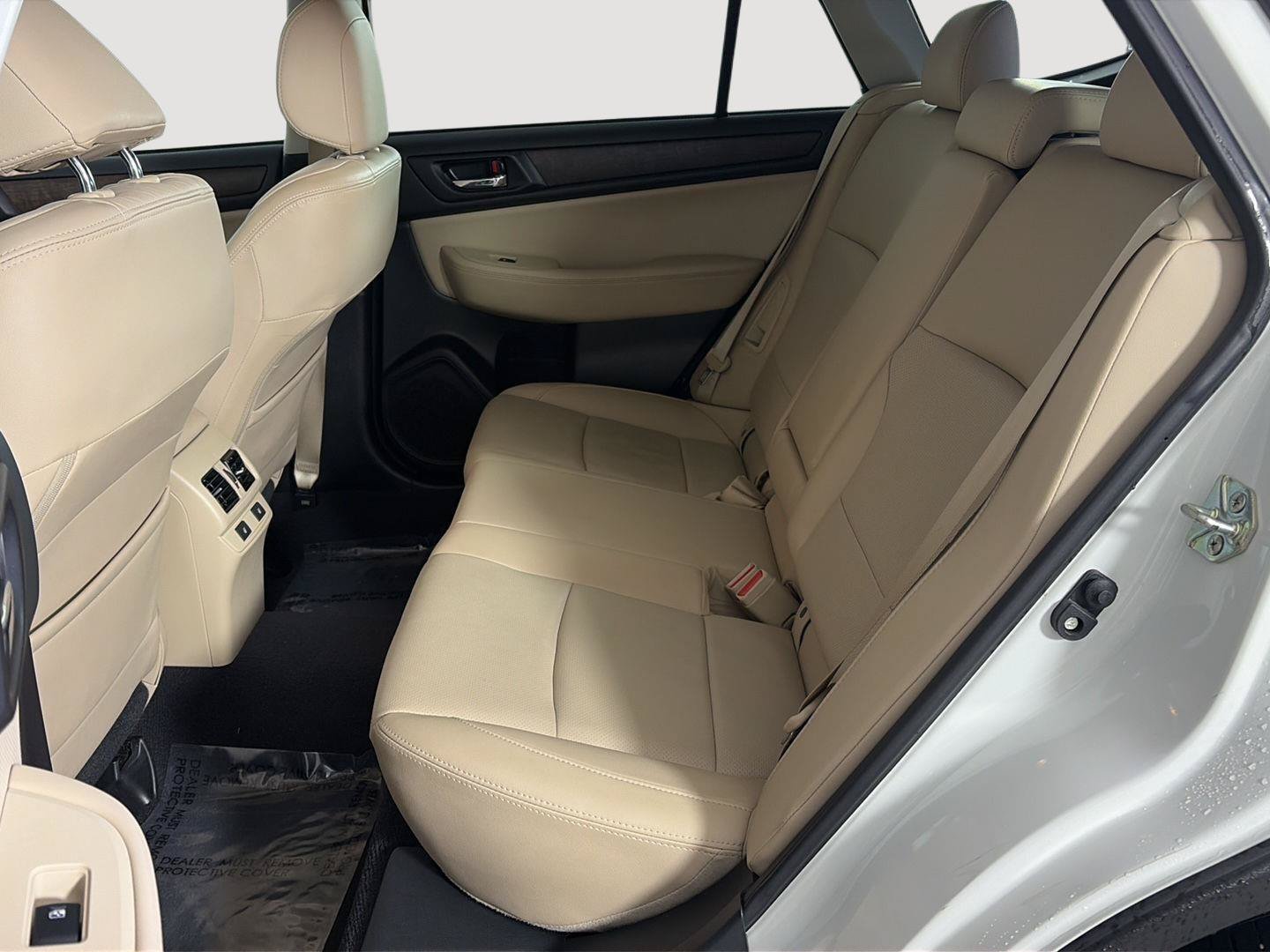 Used 2017 Subaru Outback 2.5i Limited AWD/4WD image 18