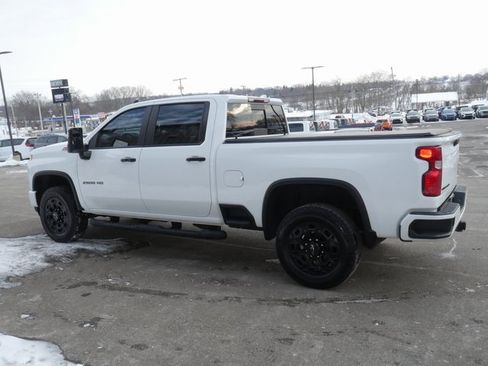 Used 2022 Chevrolet Silverado 2500 LT w/ Z71 Sport Edition image 11