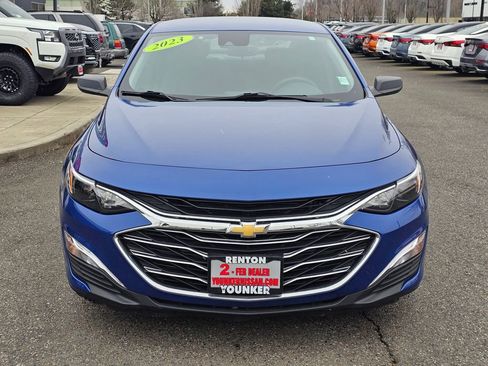 Used 2023 Chevrolet Malibu LS image 2