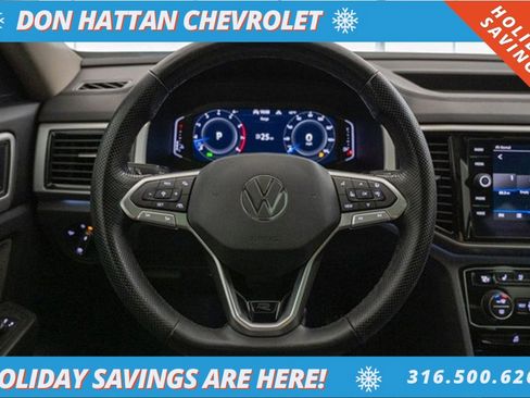 Used 2022 Volkswagen Atlas SEL Premium image 6