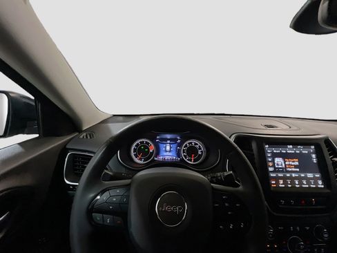 Used 2023 Jeep Cherokee Altitude Lux image 7