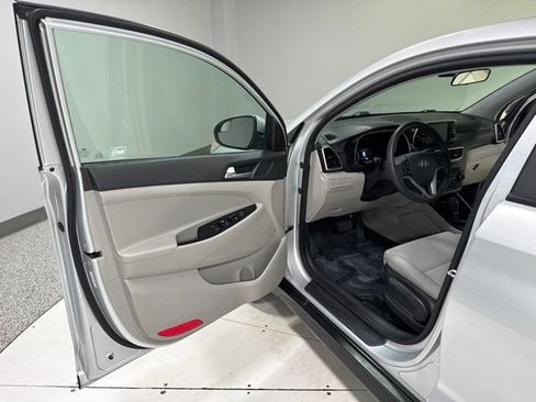 Used 2019 Hyundai Tucson SE FWD image 6