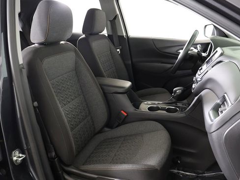 Used 2022 Chevrolet Equinox LT image 31