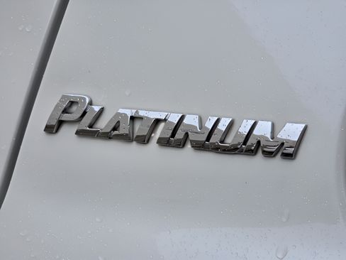 Used 2017 Toyota Sequoia Platinum AWD/4WD image 11