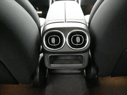 New 2026 Mercedes-Benz GLC 300 4MATIC image 22