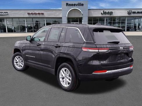 New 2025 Jeep Grand Cherokee Laredo X w/ Luxury Tech Group I AWD/4WD image 5