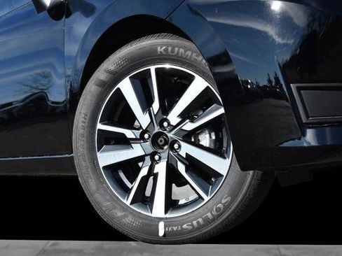 New 2025 Nissan Versa SV image 3